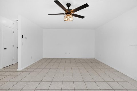 Copropriété à vendre à Punta Gorda, Floride: 2 chambres, 104.05 m2 № 2214606 - photo 9