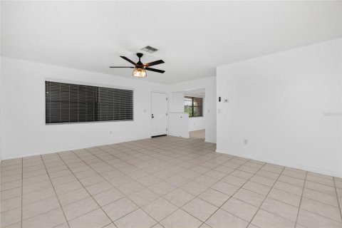 Copropriété à vendre à Punta Gorda, Floride: 2 chambres, 104.05 m2 № 2214606 - photo 10
