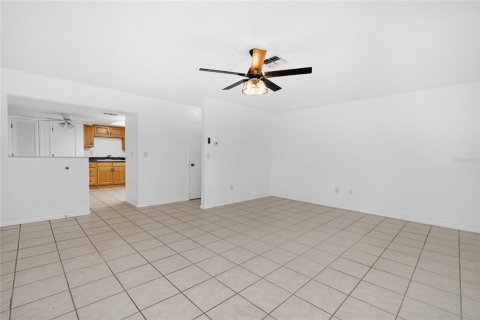 Copropriété à vendre à Punta Gorda, Floride: 2 chambres, 104.05 m2 № 2214606 - photo 8