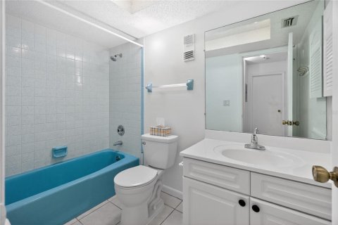 Copropriété à vendre à Punta Gorda, Floride: 2 chambres, 104.05 m2 № 2214606 - photo 23