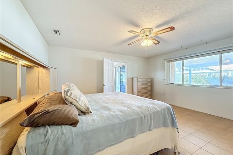 Casa en venta en Ocala, Florida, 3 dormitorios, 192.59 m2 № 2145009 - foto 16