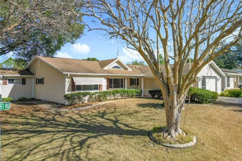 Casa en venta en Ocala, Florida, 3 dormitorios, 192.59 m2 № 2145009 - foto 2