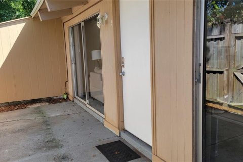Condominio en alquiler en Sarasota, Florida, 2 dormitorios, 78.69 m2 № 1656832 - foto 3