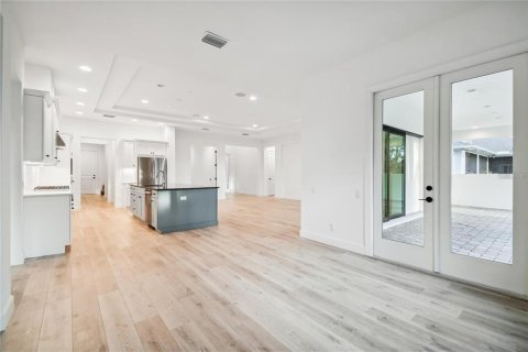 Casa en venta en Brooksville, Florida, 4 dormitorios, 255.39 m2 № 1448269 - foto 5