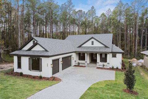 Casa en venta en Brooksville, Florida, 4 dormitorios, 255.39 m2 № 1448269 - foto 1