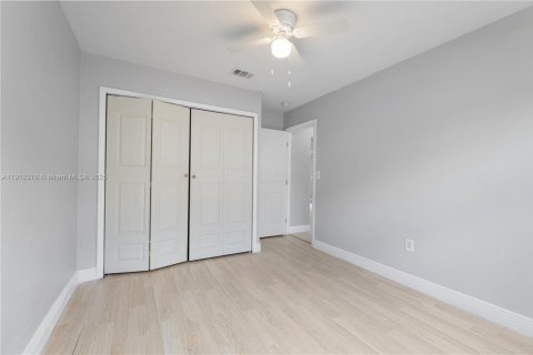 Villa ou maison à vendre à Miramar, Floride: 3 chambres, 177.81 m2 № 1969795 - photo 26