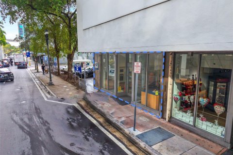 Commercial property in Miami, Florida № 1726486 - photo 19