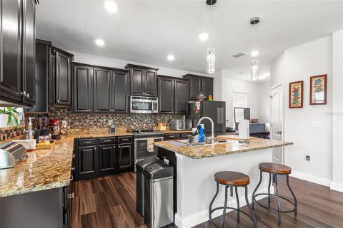 House in Riverview, Florida 4 bedrooms, 238.76 sq.m. № 1767328 - photo 7