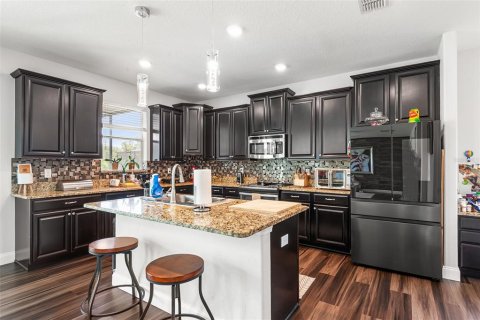 House in Riverview, Florida 4 bedrooms, 238.76 sq.m. № 1767328 - photo 6