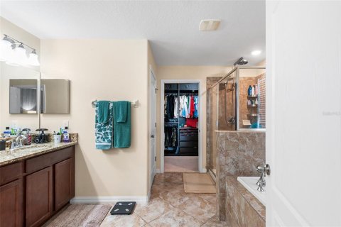 House in Riverview, Florida 4 bedrooms, 238.76 sq.m. № 1767328 - photo 9