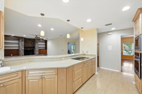 Купить виллу или дом в Клируотер, Флорида 10 комнат, 348.76м2, № 1904856 - фото 6
