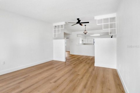 Casa en venta en Lakeland, Florida, 2 dormitorios, 101.45 m2 № 2120921 - foto 20