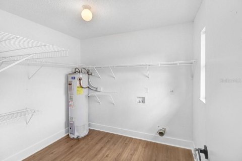 Casa en venta en Lakeland, Florida, 2 dormitorios, 101.45 m2 № 2120921 - foto 2