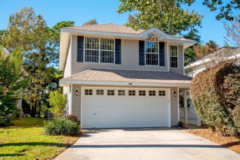 House in Destin, Florida 4 bedrooms, 172.43 sq.m. № 558998 - photo 1