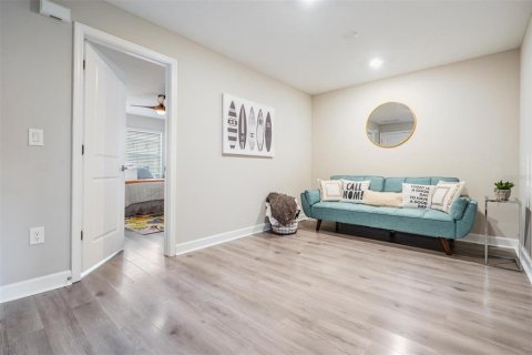 Adosado en venta en Tampa, Florida, 3 dormitorios, 206.8 m2 № 1690759 - foto 21