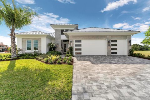 House in Port St. Lucie, Florida 3 bedrooms, 334.26 sq.m. № 2268739