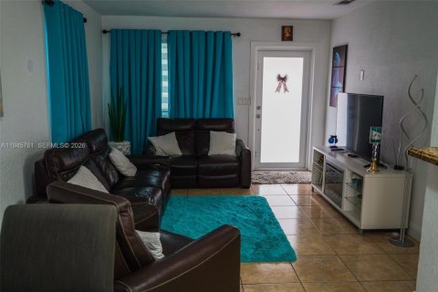 Купить виллу или дом в Хайалиа, Флорида 4 спальни, 220.18м2, № 2001876 - фото 12