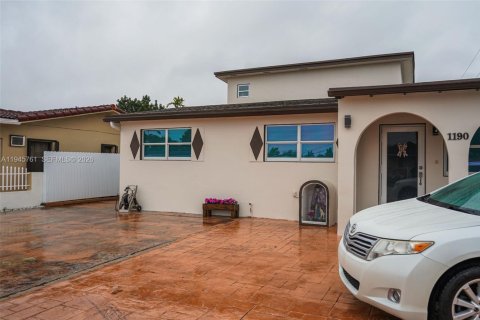 Купить виллу или дом в Хайалиа, Флорида 4 спальни, 220.18м2, № 2001876 - фото 5