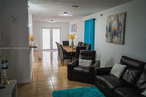 Купить виллу или дом в Хайалиа, Флорида 4 спальни, 220.18м2, № 2001876 - фото 14