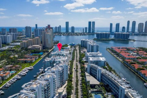 Кондоминиум с 2 спальнями в Авентура, Флорида № 2012927