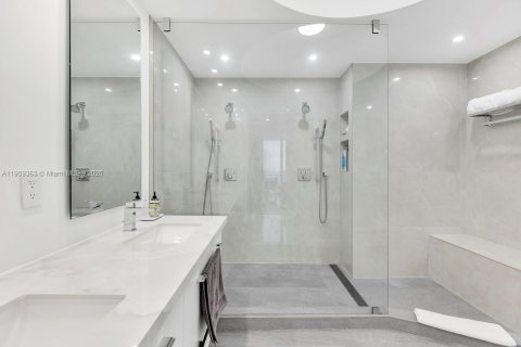Купить кондоминиум в Авентура, Флорида 2 спальни, 146.88м2, № 2012927 - фото 28