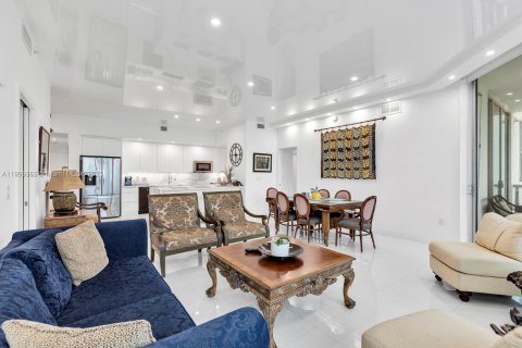 Купить кондоминиум в Авентура, Флорида 2 спальни, 146.88м2, № 2012927 - фото 13