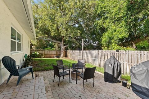 House in Tarpon Springs, Florida 3 bedrooms, 164.62 sq.m. № 2226208 - photo 21