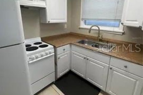 Apartamento en alquiler en Saint Petersburg, Florida, 1 dormitorio, 37.16 m2 № 1906506 - foto 9