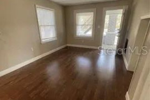 Apartamento en alquiler en Saint Petersburg, Florida, 1 dormitorio, 37.16 m2 № 1906506 - foto 10