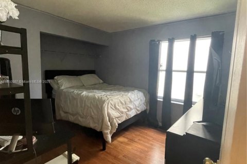 Купить виллу или дом в Корал-Спрингс, Флорида 3 спальни, 127.37м2, № 1855308 - фото 10