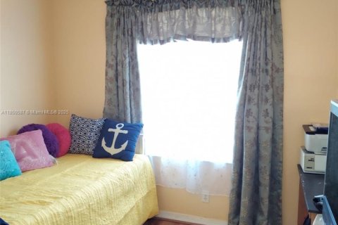 Купить виллу или дом в Корал-Спрингс, Флорида 3 спальни, 127.37м2, № 1855308 - фото 11