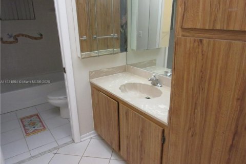 Copropriété à louer à Miami, Floride: 1 chambre, 65.5 m2 № 1809735 - photo 9