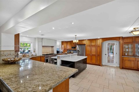 Купить виллу или дом в Майами, Флорида 7 спален, 584.17м2, № 2016726 - фото 21