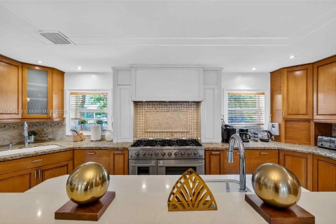 Купить виллу или дом в Майами, Флорида 7 спален, 584.17м2, № 2016726 - фото 24