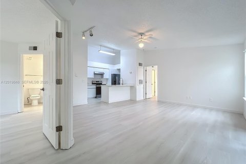 Copropriété à louer à Orlando, Floride: 2 chambres, 81.2 m2 № 2085746 - photo 12