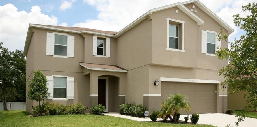 Casa en Kissimmee, Florida 4 dormitorios, 243.96 m2 № 1618539