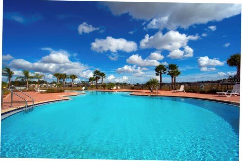 Casa en venta en Kissimmee, Florida, 4 dormitorios, 243.96 m2 № 1618539 - foto 22