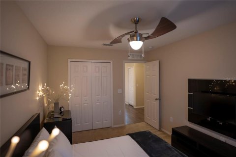 Casa en venta en Kissimmee, Florida, 4 dormitorios, 243.96 m2 № 1618539 - foto 10