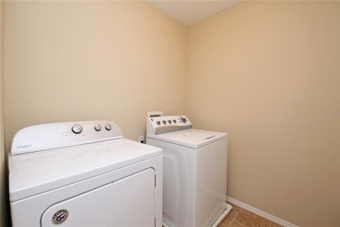 Casa en venta en Kissimmee, Florida, 4 dormitorios, 243.96 m2 № 1618539 - foto 16