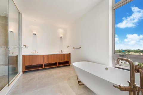 Copropriété à louer à Coral Gables, Floride: 4 chambres, 291.16 m2 № 2023979 - photo 8