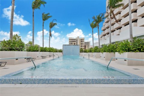 Copropriété à louer à Coral Gables, Floride: 4 chambres, 291.16 m2 № 2023979 - photo 17
