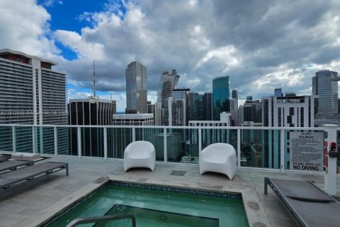 Condominio en alquiler en Miami, Florida, 1 dormitorio, 60.48 m2 № 1968516 - foto 16
