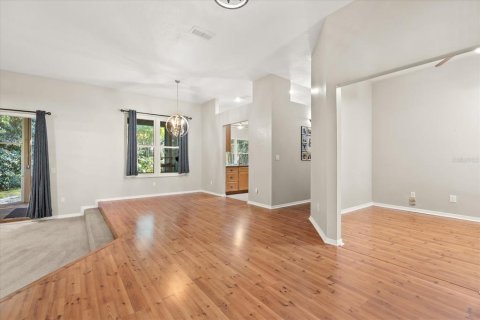Casa en venta en Orlando, Florida, 3 dormitorios, 185.9 m2 № 1666621 - foto 8