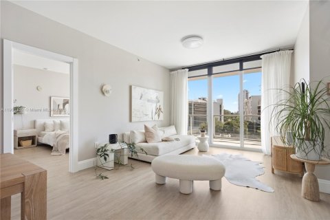 Apartment in Miami, Florida 2 bedrooms, 101.08 sq.m. № 2012679 - photo 6
