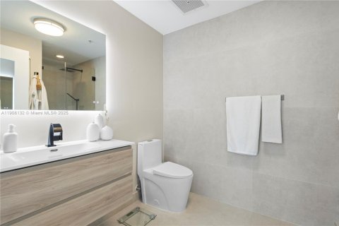 Apartment in Miami, Florida 2 bedrooms, 101.08 sq.m. № 2012679 - photo 19