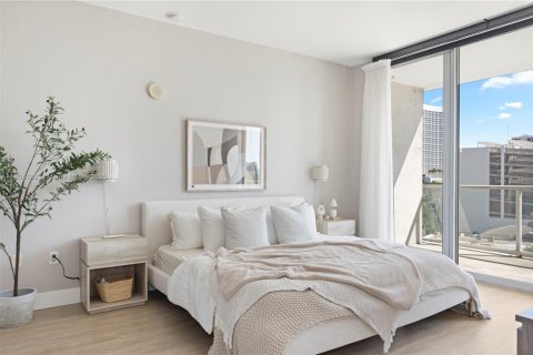 Apartment in Miami, Florida 2 bedrooms, 101.08 sq.m. № 2012679 - photo 15