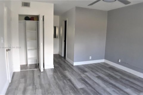 Copropriété à louer à Davie, Floride: 2 chambres, 88.16 m2 № 1947198 - photo 28