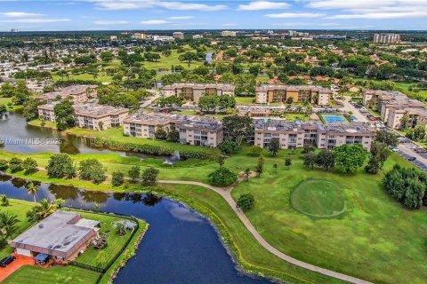 Copropriété à louer à Davie, Floride: 2 chambres, 88.16 m2 № 1947198 - photo 3