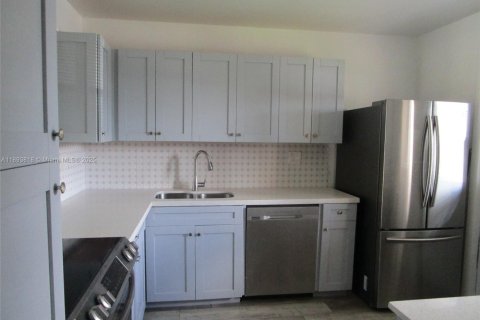 Copropriété à louer à Davie, Floride: 2 chambres, 88.16 m2 № 1947198 - photo 13