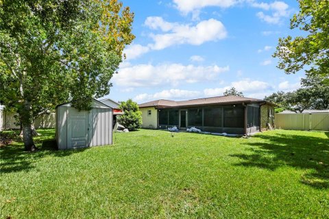 House in Kissimmee, Florida 2 bedrooms, 109.07 sq.m. № 1883090 - photo 23